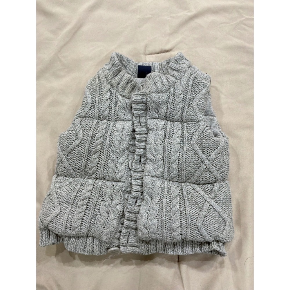 BabyGap Gray Cable Knit Puffer Vest 18-24 Months‎ Button Front Mock Neck Kids